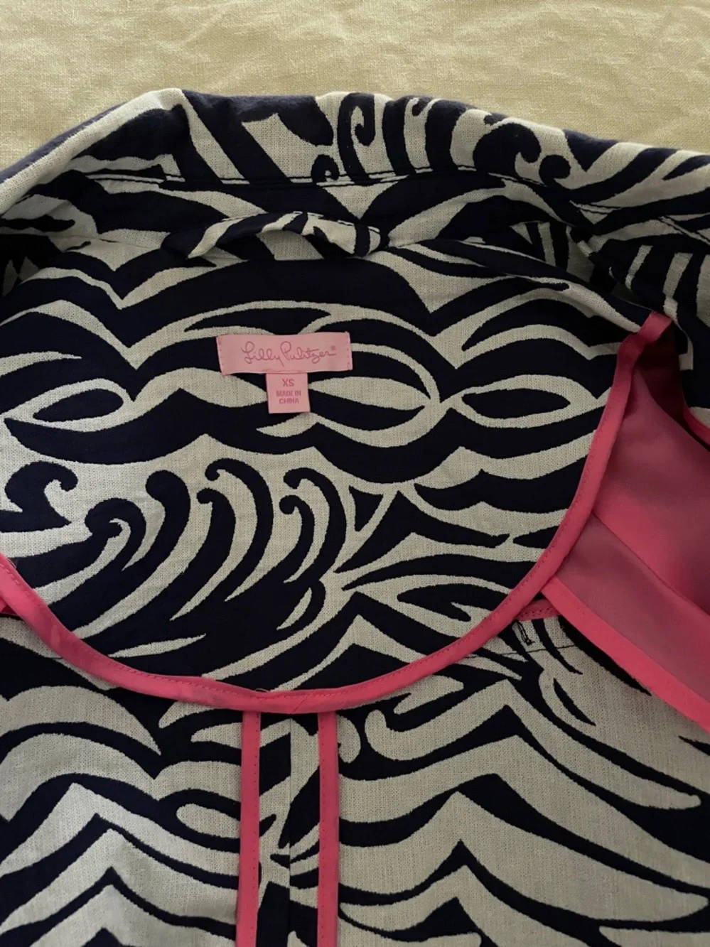Lilly Pulitzer Dandy coat navy/white XS lightweight like new - Picture 8 of 12